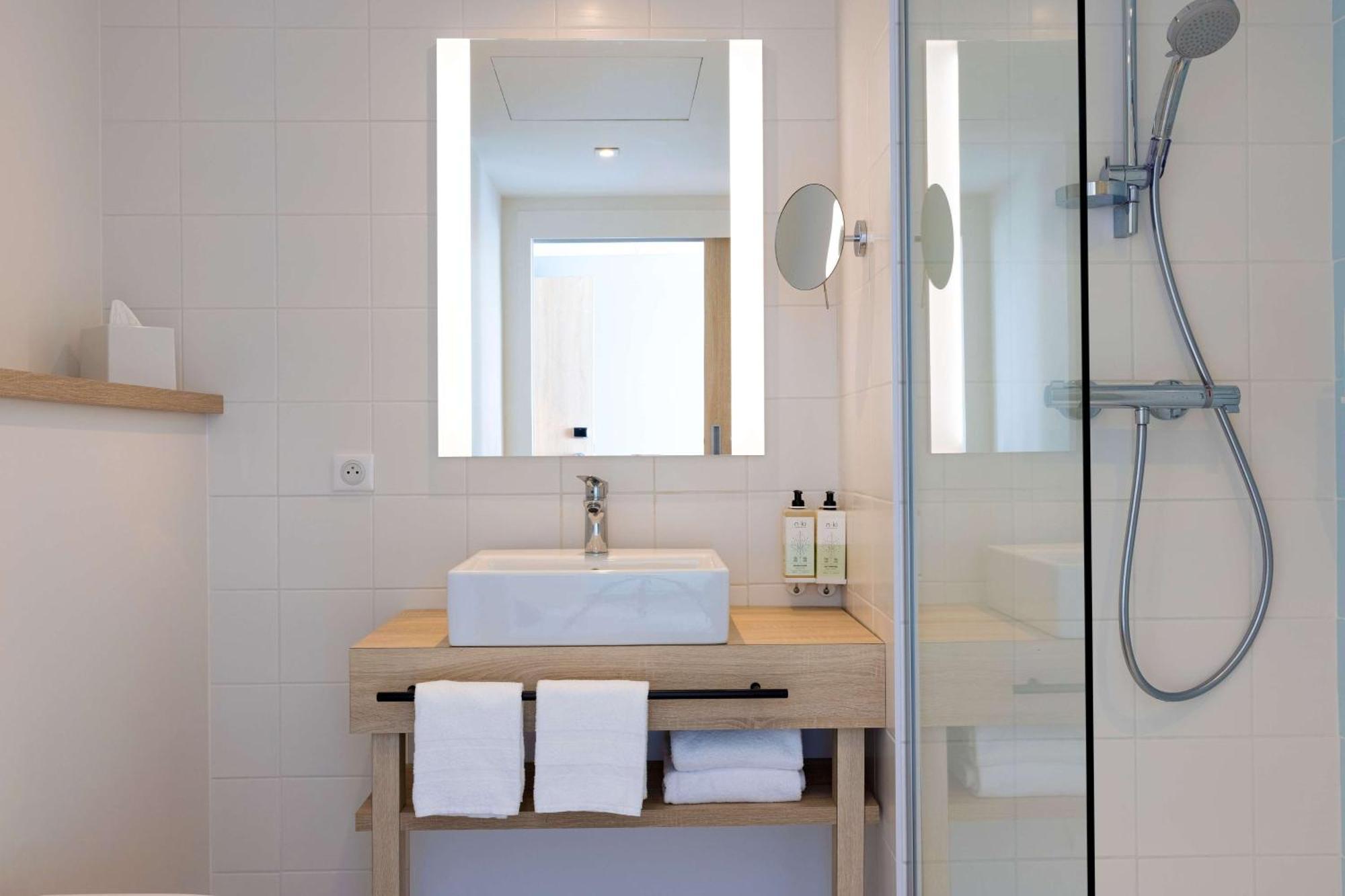 ホテル Hampton By Hilton Tours Centre, France エクステリア 写真
