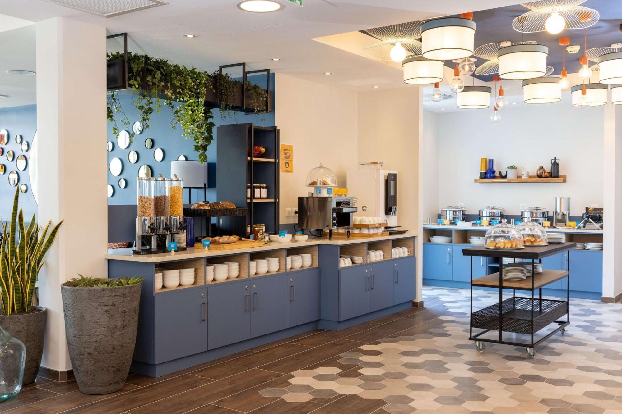 ホテル Hampton By Hilton Tours Centre, France エクステリア 写真