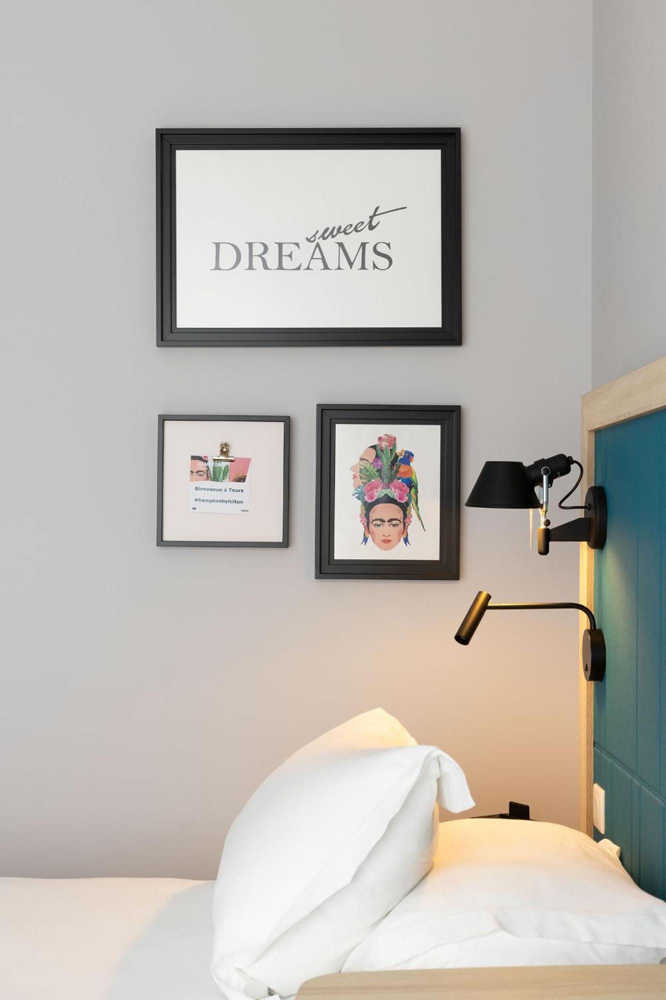 ホテル Hampton By Hilton Tours Centre, France エクステリア 写真